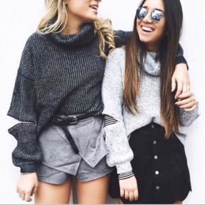 ISO LF turtleneck zipper rumor sweater